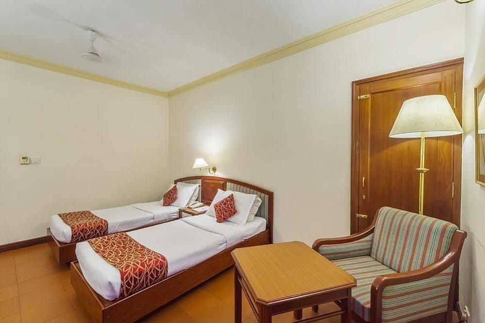 Issacs Residency Hotel Munnar Exterior foto